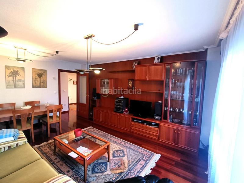 Foto 07d2359e-8000-4645-9249-f920074fd15f. Piso amplio piso en Los Castros en Los Castros Santander