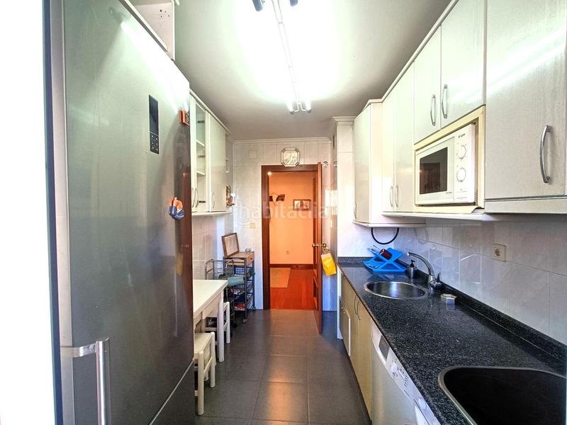 Foto 14367027-337e-40ab-94fb-5a53d990f207. Piso amplio piso en Los Castros en Los Castros Santander