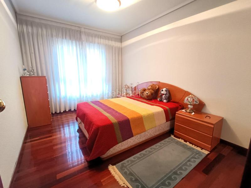 Foto 17c5cf30-0ffd-46f1-be27-d0fda1097914. Piso amplio piso en Los Castros en Los Castros Santander