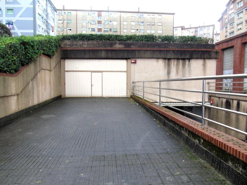 Foto 82db6af1-0464-437d-a2ae-2daddb72aafa. Piso amplio piso en Los Castros en Los Castros Santander