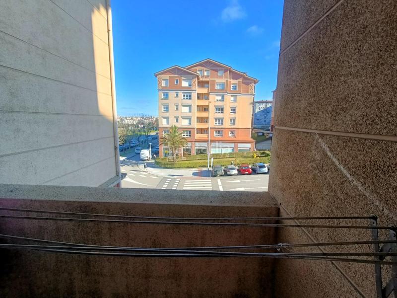 Foto 926ecf28-33e4-43a4-b412-3f55142981d3. Piso amplio piso en Los Castros en Los Castros Santander