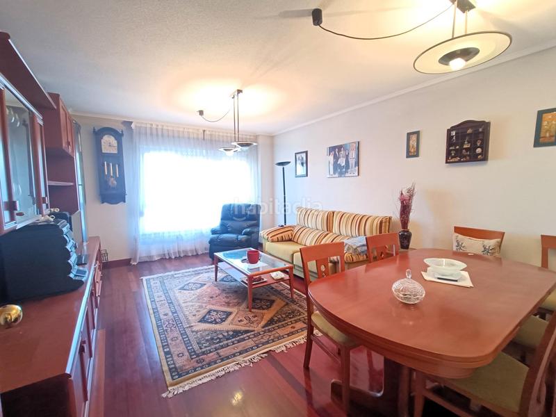 Foto a57066ba-07a0-478b-9f8e-15cff58d97a0. Piso amplio piso en Los Castros en Los Castros Santander