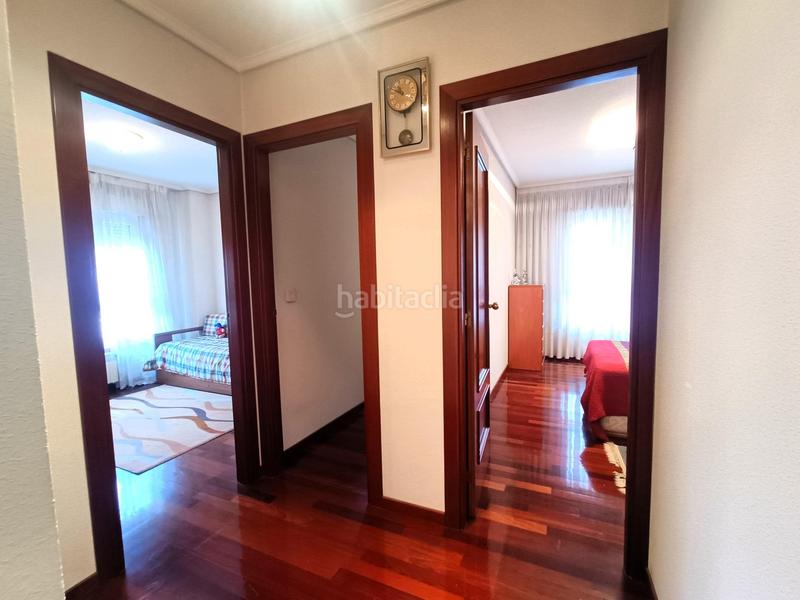 Foto cb234ac5-816e-4448-9395-101f4784239b. Piso amplio piso en Los Castros en Los Castros Santander