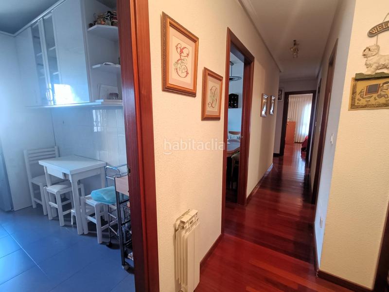 Foto d0d07b02-9eca-4450-a645-249d962f9e42. Piso amplio piso en Los Castros en Los Castros Santander