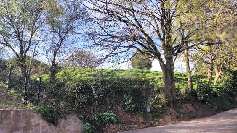 Foto eec80e6b-4b46-4fed-982f-8abe9b1ca7c5. Terreno residencial gran terreno urbano en Vioño pielagos en Piélagos