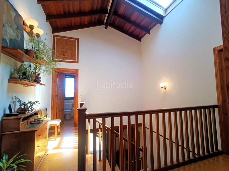 Foto 11191d98-f377-4a66-ba3e-49c0831a93b7. Casa amb calefacció aparcament a Revilla Camargo
