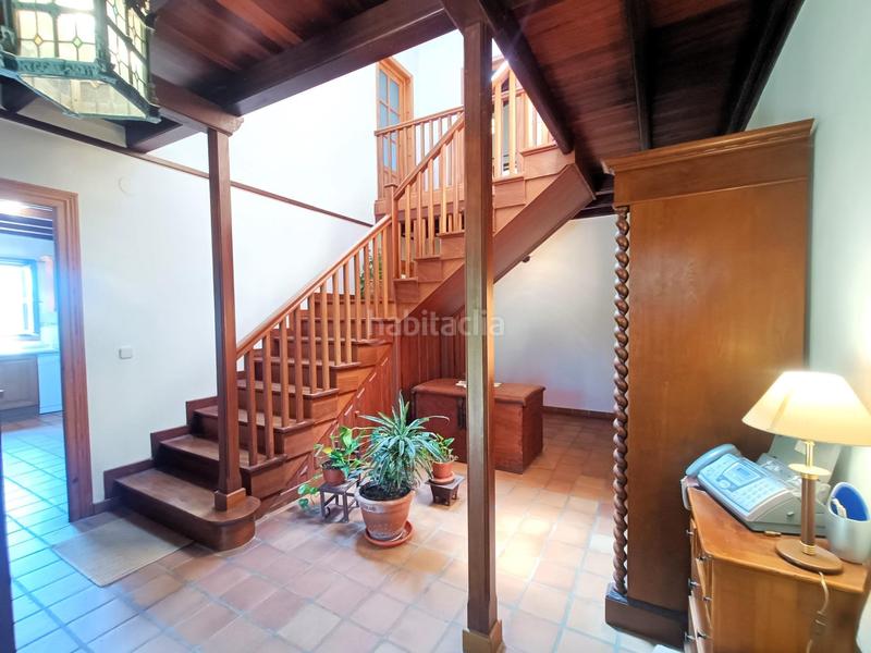 Foto 39cba699-8219-4962-8514-da43540888d9. Casa amb calefacció aparcament a Revilla Camargo