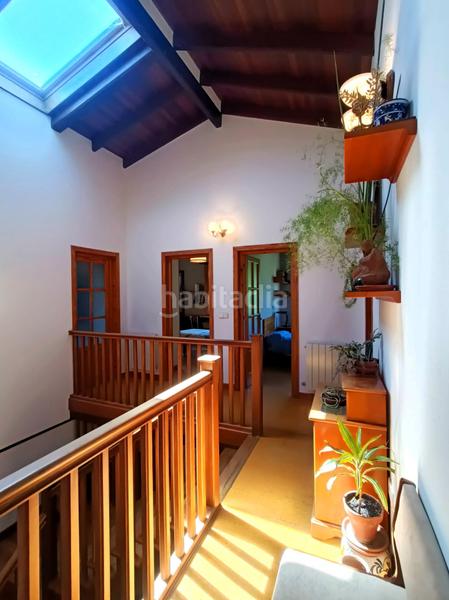 Foto 59c2df40-c2a8-463f-8713-c636720c115c. Casa amb calefacció aparcament a Revilla Camargo