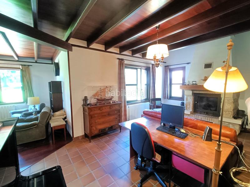 Foto 866a8d3a-53b7-44d3-82bb-29de8916d05d. Casa amb calefacció aparcament a Revilla Camargo