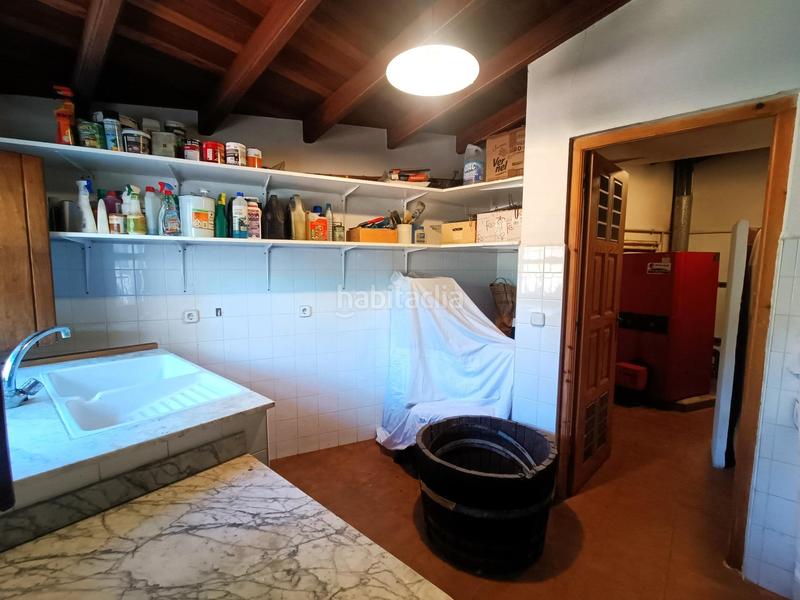 Foto c9a87a9b-3414-4993-89fb-59203456b5b6. Casa amb calefacció aparcament a Revilla Camargo
