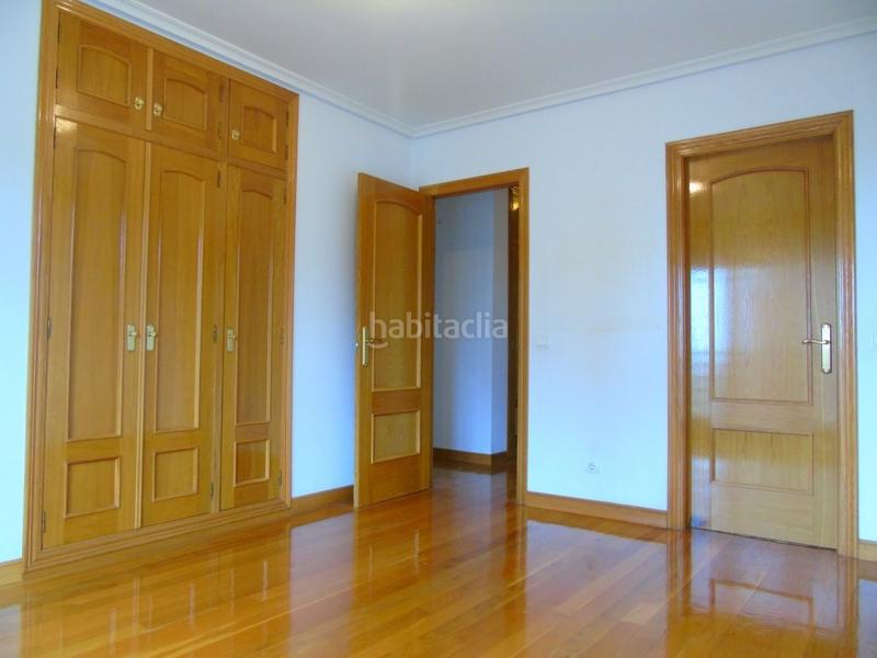 Foto 0fd6710c-d45c-4784-b2ac-a6edbf5875f5. Alquiler piso amplio piso , zona s20 en La Pereda Santander