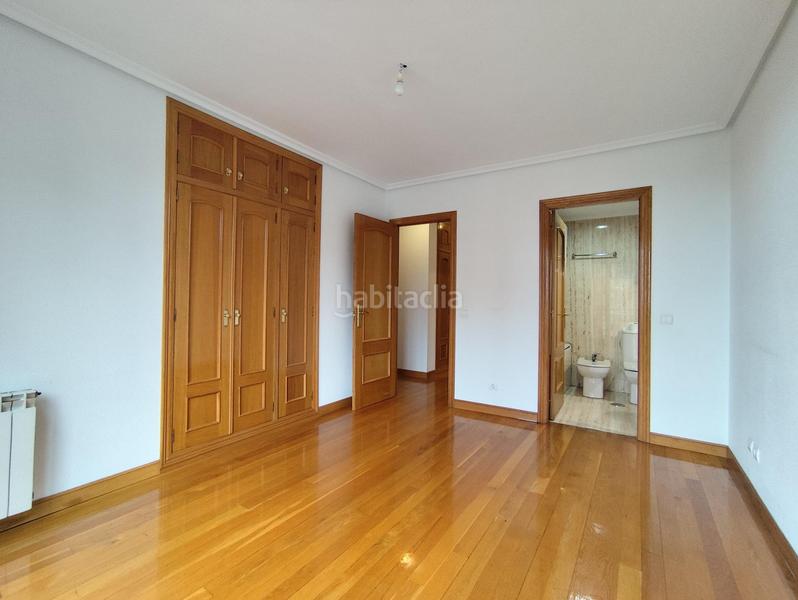 Foto 9d729b33-85f4-4631-b108-3cce9588bbbe. Alquiler piso amplio piso , zona s20 en La Pereda Santander