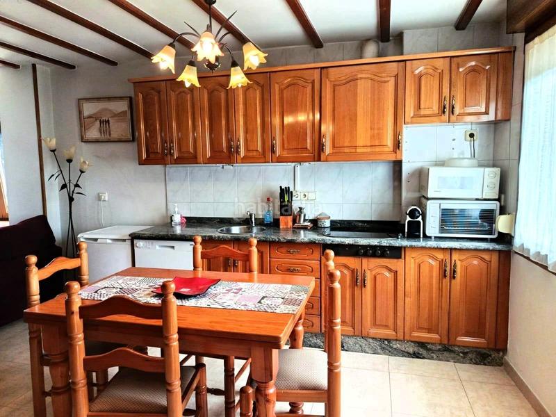 Foto 04963c2d-e20e-4a13-89b0-1750cccafcf6. Alquiler casa adosada  con jardín en Santa María de Cayón