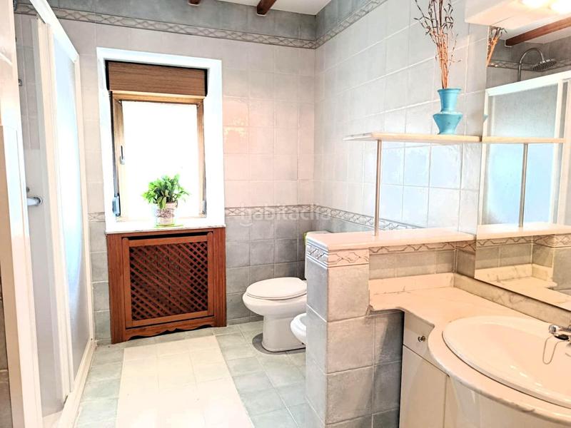 Foto de43e1d9-c773-47f6-a1df-b8bfad153a83. Alquiler casa adosada  con jardín en Santa María de Cayón