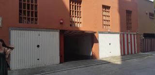 Miete Autoparkplatz in Castilla - Hermida. Garaje cerrado en en nicolas salmeron