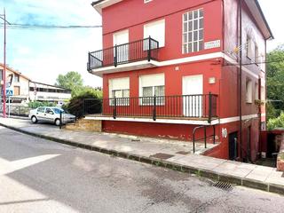 Pis a Solares - Valdecilla. Piso de 3 habitaciones en solares con entrada independiente