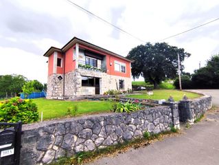 Casa a Villaescusa. Casa independiente con mas de 2.000m2 de terreno