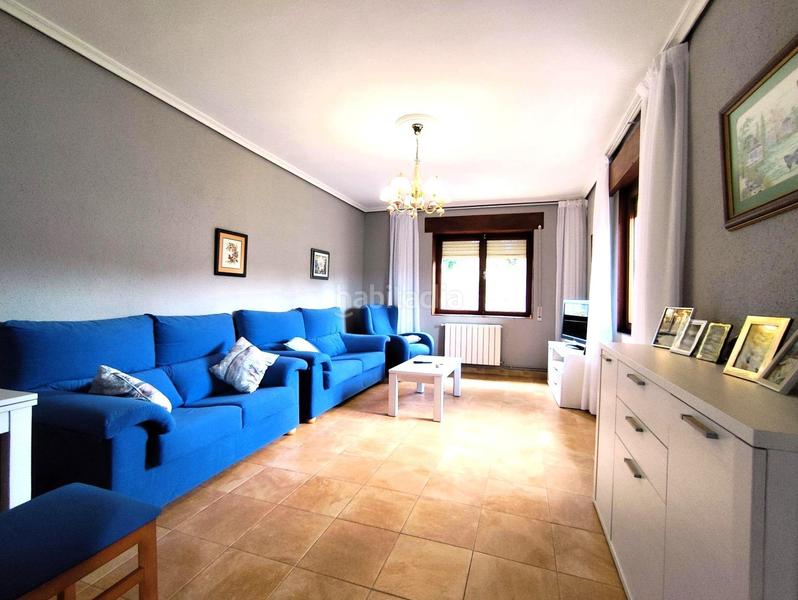 Foto 8fd2f5db-3201-40d3-b4dc-1eaa626a0c27. Haus mit heizung parking in Villaescusa