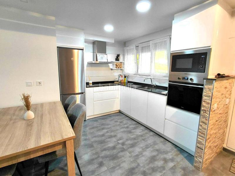 Foto 92f5137c-c5cd-4c6b-8b5e-5dc2579c9e54. Casa amb calefacció aparcament a Riotuerto