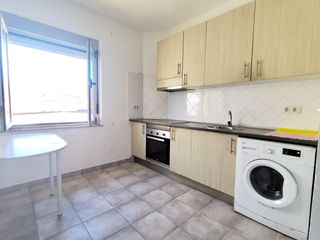Appartamento in Santa María de Cayón. Apartamento en saron