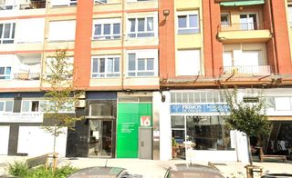 Locale commerciale in Castilla - Hermida. Local en antonio lopez
