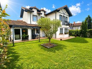 Casa a Ribamontán al Monte. Chalet independiente con jardín