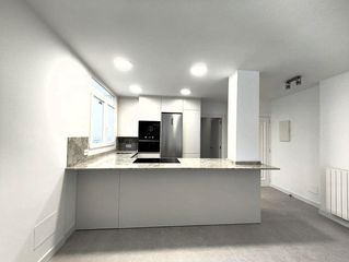 Affitto Appartamento in Puerto Chico. Piso reformado en puertochico