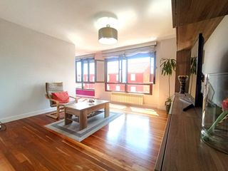 Etagenwohnung in General Dávila. Espectacular piso reformado con vistas a la bahía, garaje, trast