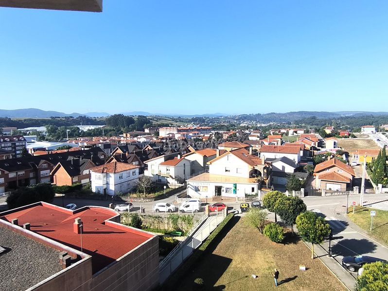 Foto e9d87617-8070-4f1a-a67d-a7e530a2aba2. Etagenwohnung mit heizung parking in Muriedas Camargo
