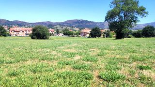 Wohngrundstück in Penagos. Terreno urbanizable en penagos