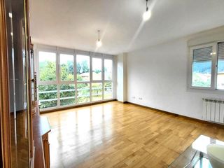 Etagenwohnung in Castañeda. Acogedora propiedad en entorno natural, ideal para familias