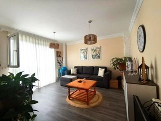 Pis a Santa María de Cayón. Vivienda impecable con garaje y trastero.
