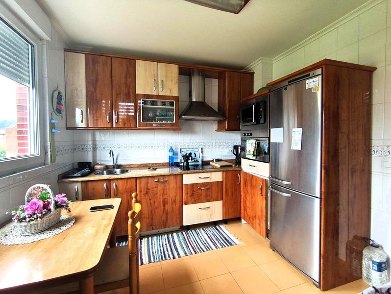 Foto cd917357-74f7-4811-83e2-ca1a7e2b2256. Etagenwohnung mit heizung parking in Santa María de Cayón