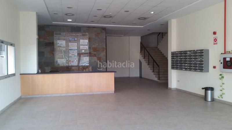 Foto fdfe112f-30fa-4353-bae9-ef4ce6f1e292. Ufficio in república argentina in Avenida Juan Diego Bormujos