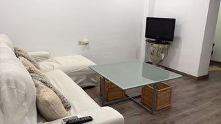Location Appartement  Carnicería. Piso en alquiler en cantillana  cantillana, 2 dormitorios.