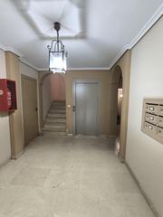 Rent Flat  Moratín. Piso en alquiler en centro, 2 dormitorios.