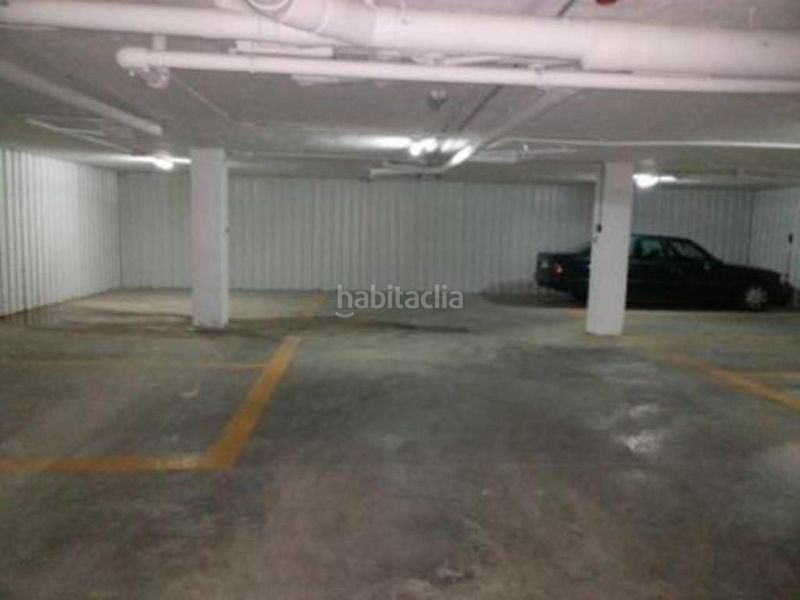 Foto 4b761be7-267c-4531-ae43-1d60a1ef72d1. Posto auto in Barrio del Nervión Sevilla