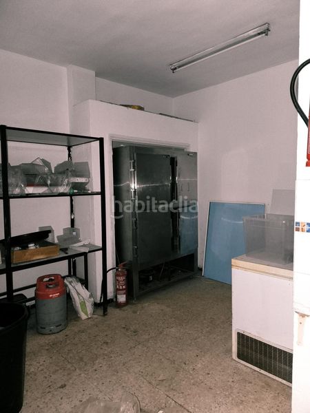 Foto af5f9784-0570-495b-a3da-4f8635310771. Local comercial a Barrio León Sevilla