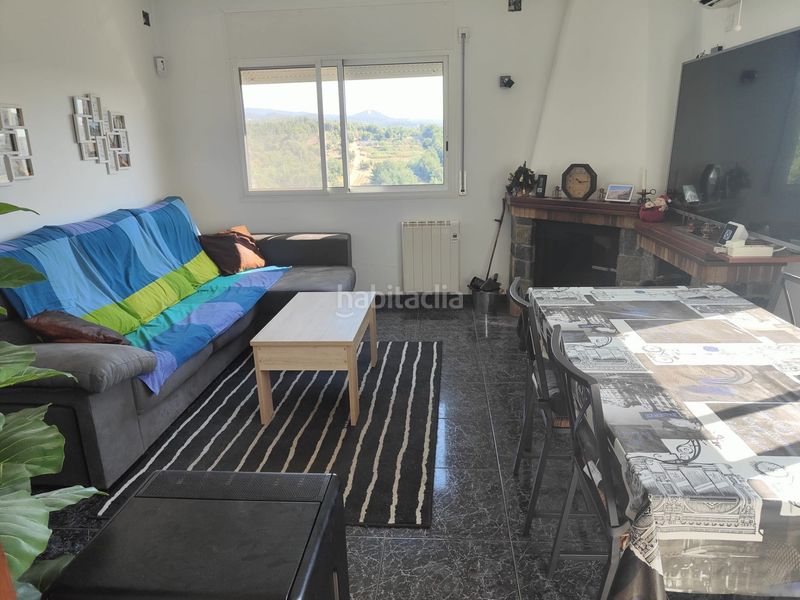 Foto 09cb91ce-cac7-4e26-82d7-fd957595085c. Haus mit heizung in Riells i Viabrea