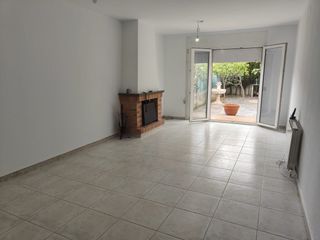 Reihenhaus in Sant Celoni. Casa adosada en la batll�ria.