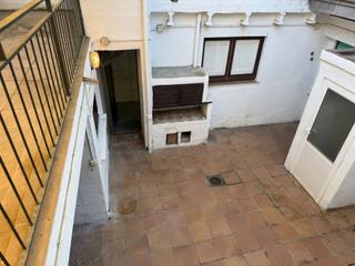Reihenhaus in Santa Maria de Palautordera. Casa adosada en santa m palautordera moixerigues con patio.