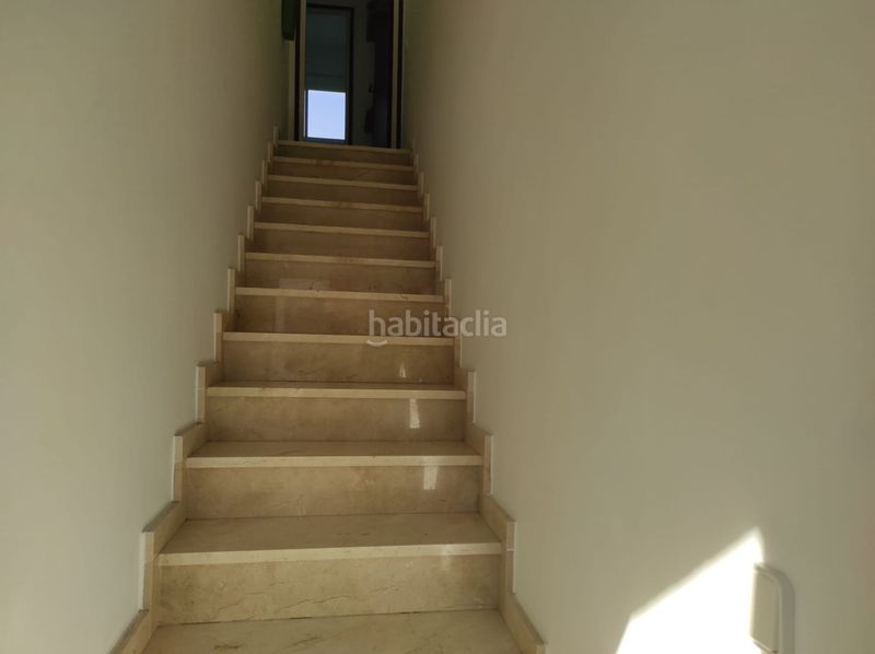 Foto 2c5e23d7-2f82-47eb-b930-4bf4fe107378. Casa adossada amb calefacció a Breda