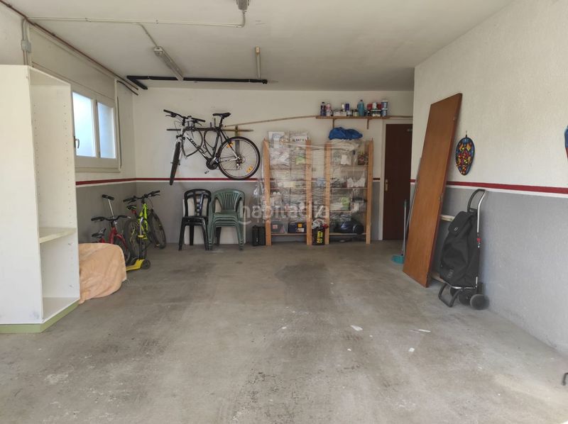 Foto dbeb19be-942f-4823-84ee-8adb60178a85. Casa adossada amb calefacció a Breda