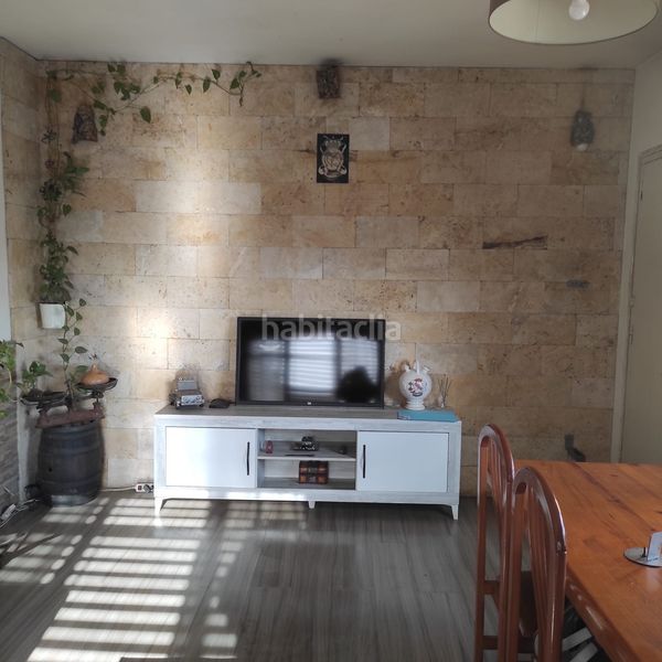 Foto c6270002-40e7-4110-bdfa-4b615f072d82. Casa amb calefacció a Riells i Viabrea