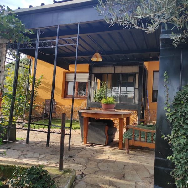 Foto cfc289df-d446-48e8-94d3-315d5ae4e27a. Casa amb calefacció a Riells i Viabrea