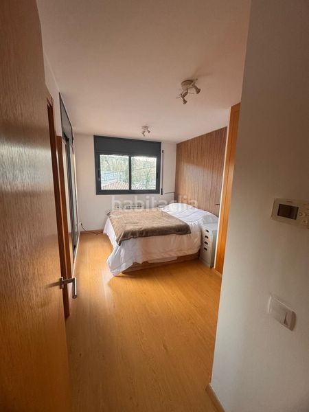 Foto c0b11826-2ff1-487e-bfc0-b2710480e36d. Casa adossada amb calefacció a Gualba