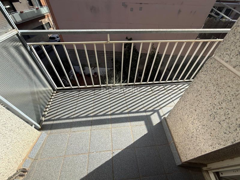 Foto aeb1b337-c8f4-4355-ac19-d05fe6be8937. Casa adossada amb calefacció a Cardedeu