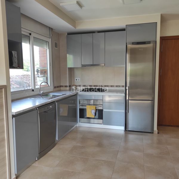 Foto 624a7455-732b-4bf0-bc35-5cbc46f6fe76. Piso  centro en Riells i Viabrea