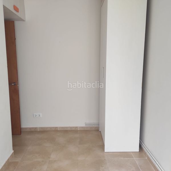 Foto e1eaccf4-ae52-48f6-adb4-31a83ea4ef1e. Piso  centro en Riells i Viabrea