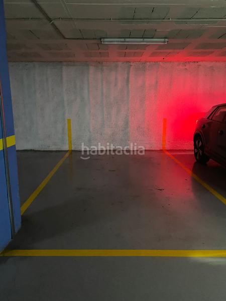 Foto d7f67b40-514a-41b6-a890-6c259b5cae79. Parking coche parking al Centre en Centre Sabadell